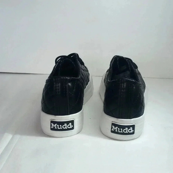 Mudd Beyley lace up platform sneaker - Picture 7 of 10